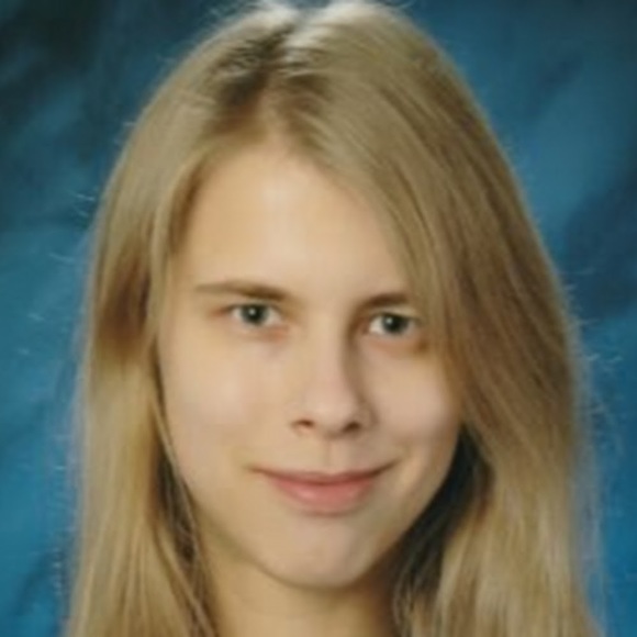 Meet your Posher, Laura - Picture 1 of 1